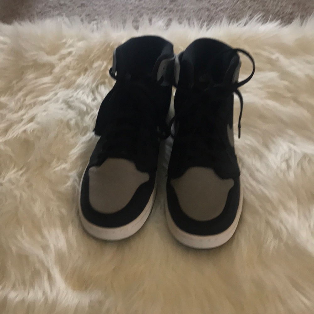Nike hightop.